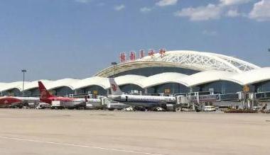 端午假期呼和浩特机场保障运输起降445架次